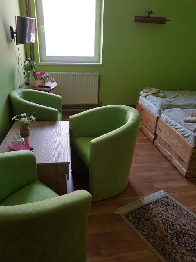 Fan Fan Penzion Rožňava Eksteriør bilde