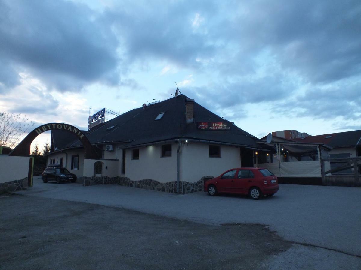 Fan Fan Penzion Rožňava Eksteriør bilde